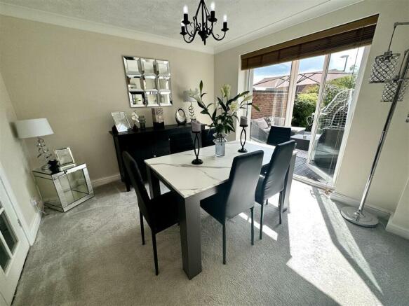 Dining Room.jpg