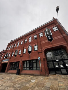 Stone Cross House, 21- 27 Churchgate, Bolton, BL11HR