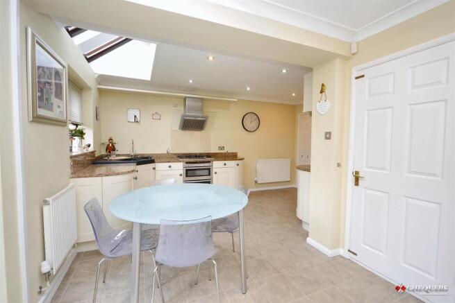 Bartlett Close, Bramley, Tadley photo 4