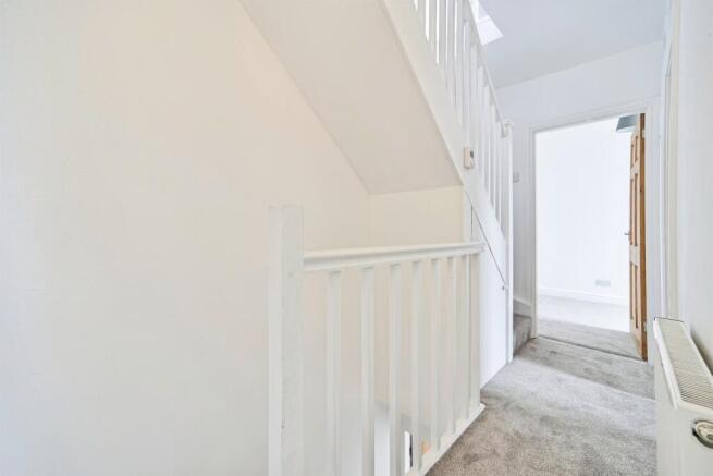 2 bed Terraced for sale Image 9
