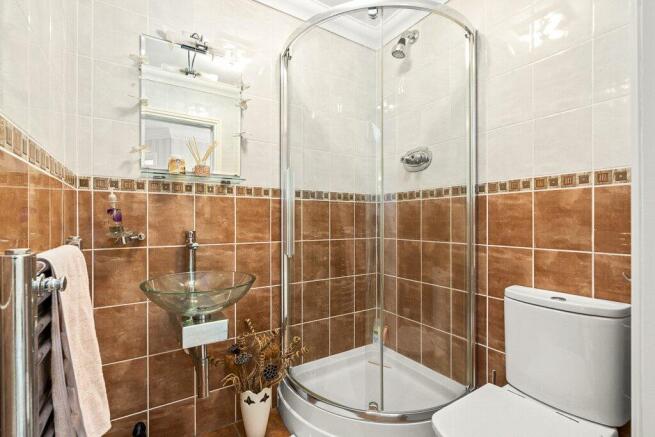 Ground Floor Shower