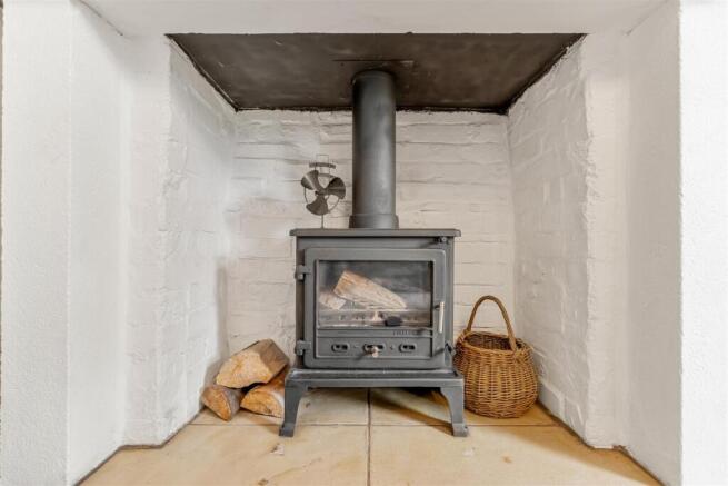 2 bed Terraced for sale Image 11