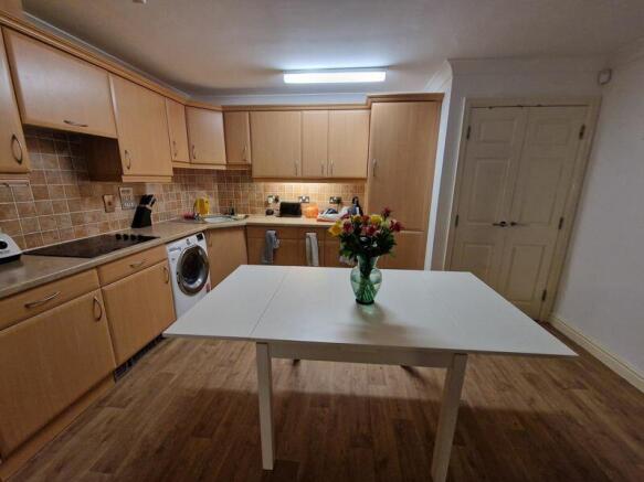 Kitchen Dining Area