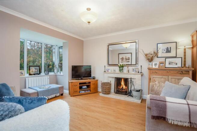 2. Living Room.jpg