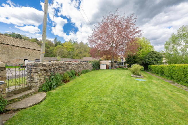 4 bed Cottage for sale Image 11