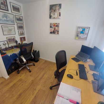 Photo 11