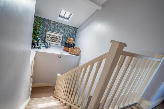 2 bed Penthouse for sale Image 12