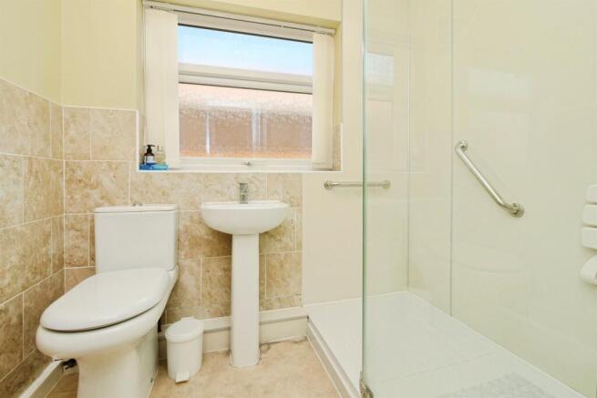 2 bed Detached for sale Image 12