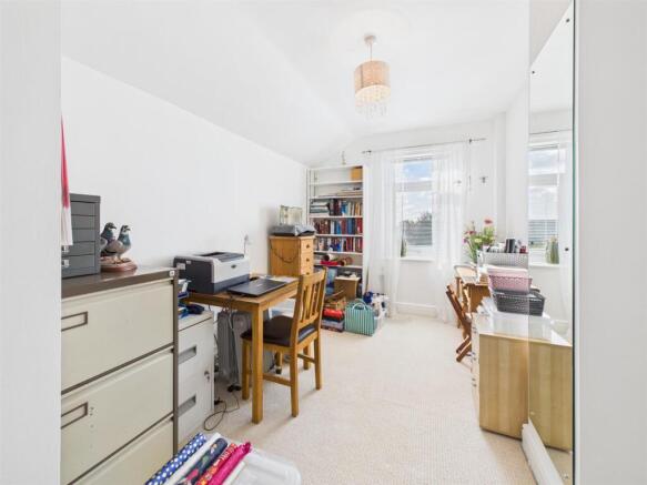 3 bed Semi-Detached for sale Image 8
