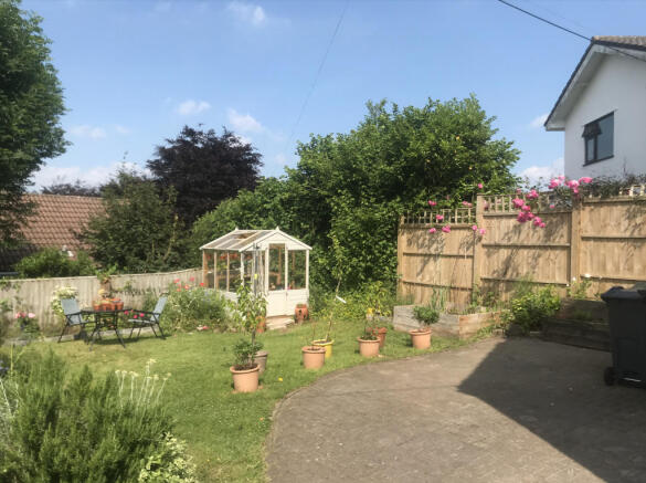 Stonecroft Gdn 1