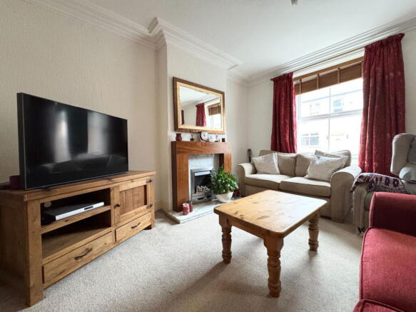 3 bed Terraced for sale Image 10