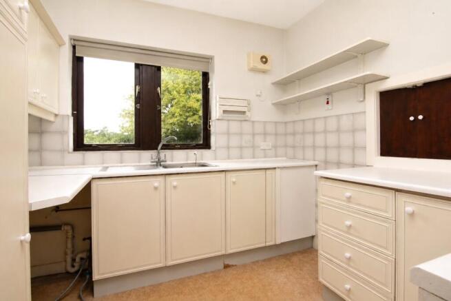 Manor Park, Cowling, BD22 photo 4