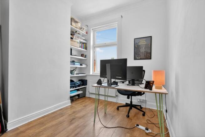 2 bed Terraced for sale Image 6