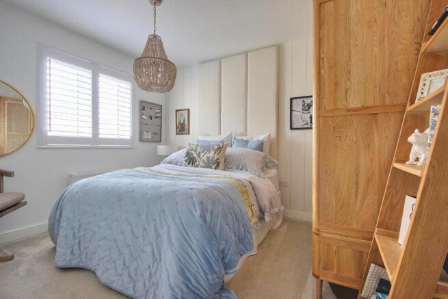 4 bed Detached for sale Image 11