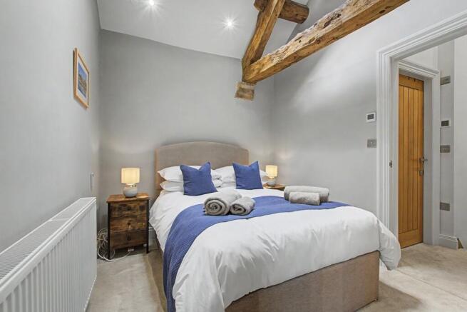 3 bed Terraced for sale Image 11
