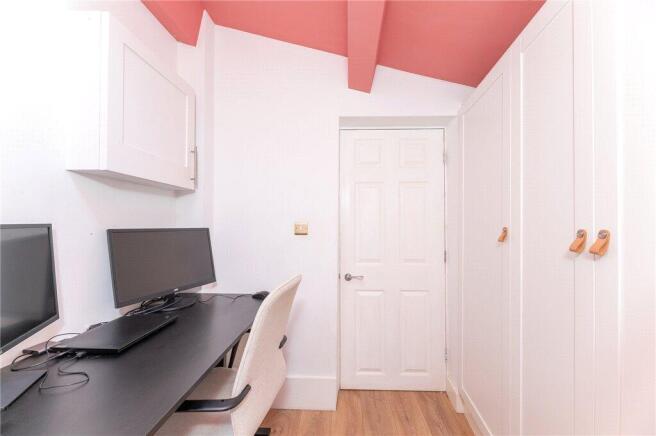 2 bed Semi-Detached for sale Image 10
