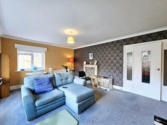 83c17bb2-233d-47fc-a439-be5972ed1b03