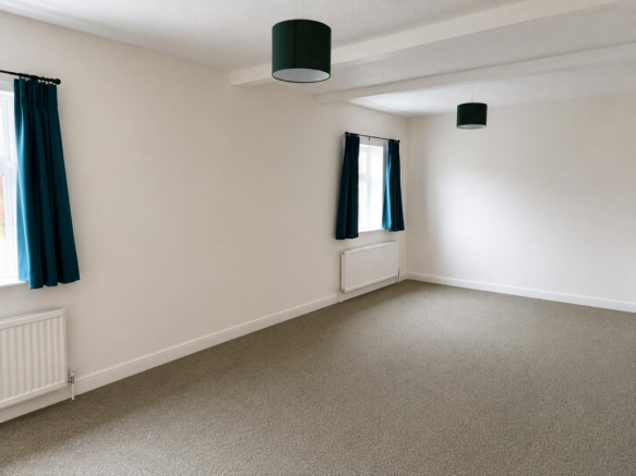 3 bed Apartment for sale Image 3