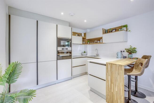 1 Riverlock Court, Spring Gardens Road, HP13 7FN-7