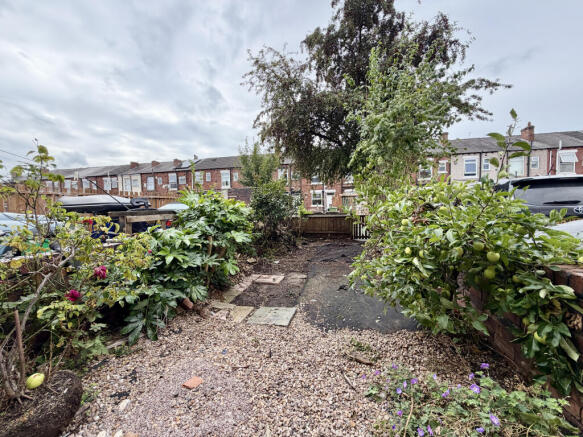 2 bed Terraced for sale Image 9