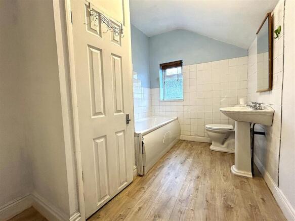 2 bed Terraced for sale Image 12