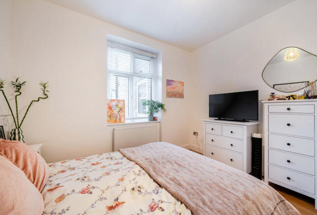 1394153-8-694a7e1...