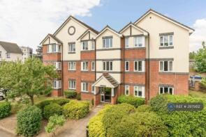 3, Roydon Court, Mayfield Road, Hersham, Walton-on-thames KT12 5HZ