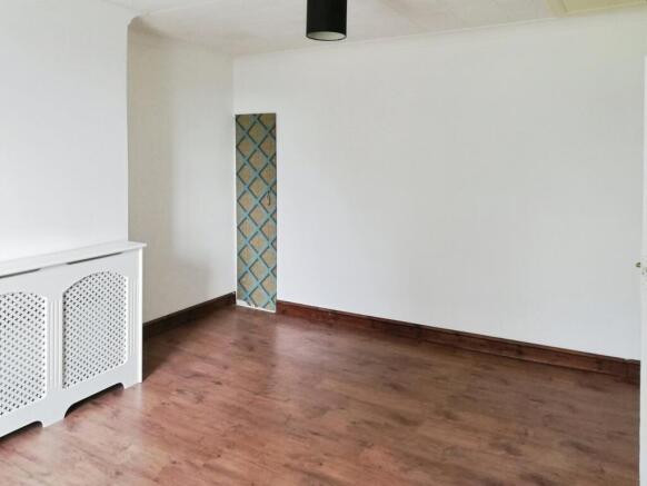 2 bed Apartment to rent Image 9