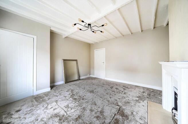 3 bed Terraced for sale Image 4