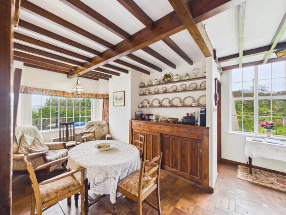 3 bed Semi-Detached for sale Image 6