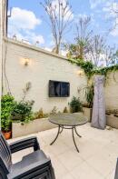 Flat A, 46, Redcliffe Square, London SW10 9HQ