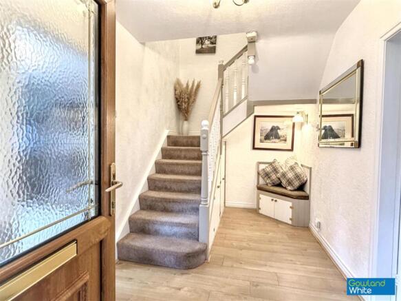 3 bed Semi-Detached for sale Image 10