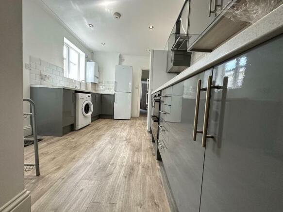 257F 2023 Kitch4.jpg