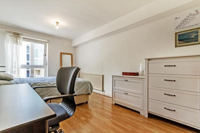 1 bed to let thes...