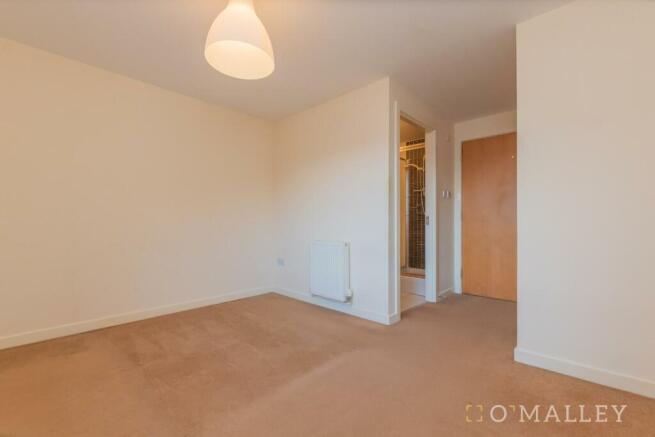 13. Bedroom 1 (3).jpg