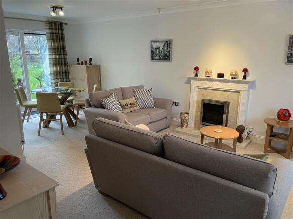 Sitting Room.JPG