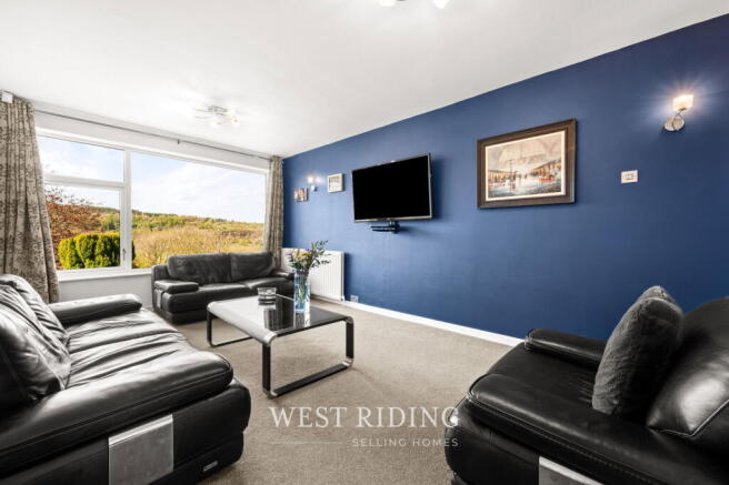 4 bed Semi-Detached for sale Image 7