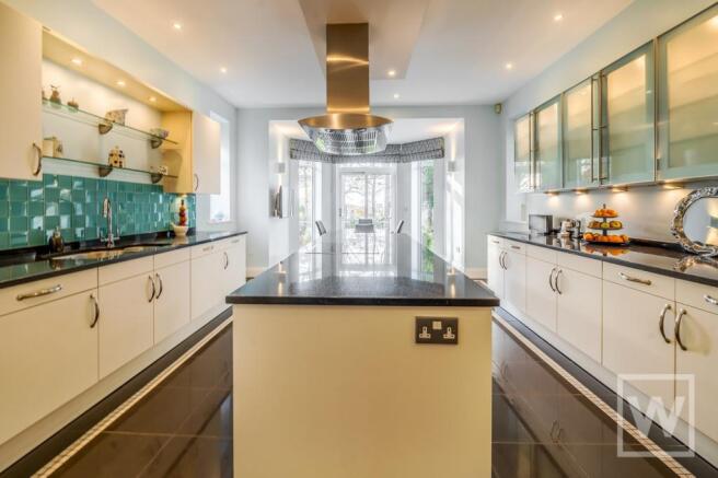 Kitchen/ dining area