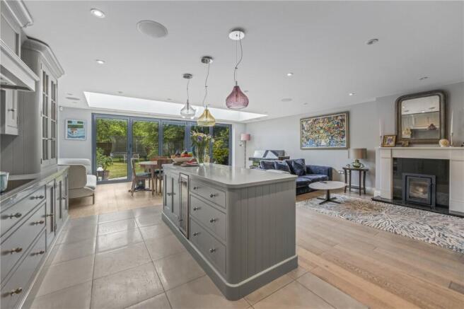 Kitchen/ Reception