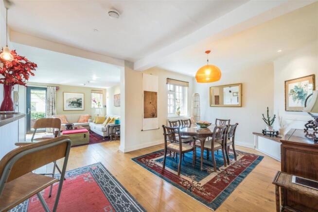 Grove Park Road, W4 - FOR SALE