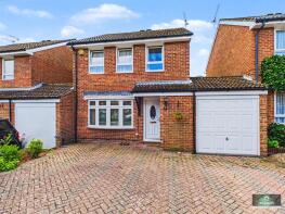 2, Shetland Close, Pound Hill, Crawley RH10 7YZ