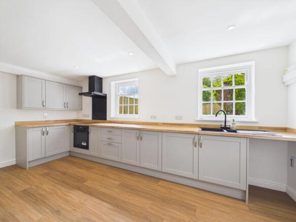 KITCHEN/ DINER
