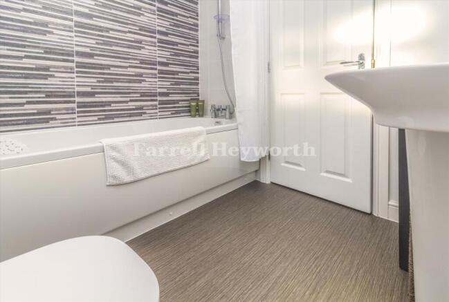 Bathroom image 2