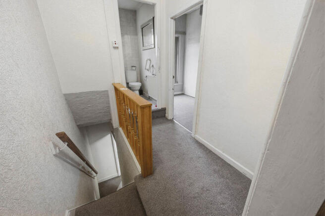 2 bed Terraced for sale Image 8