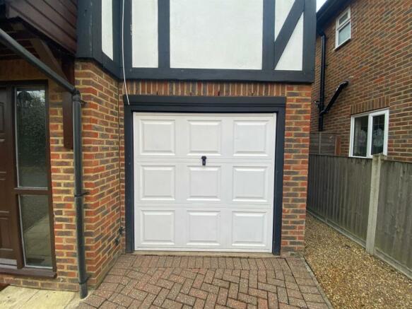 Garage.jpg