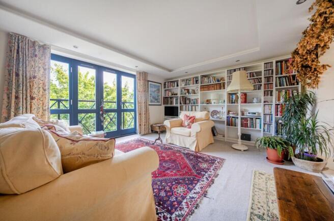 Lyric Place, Lymington, SO41 photo 2