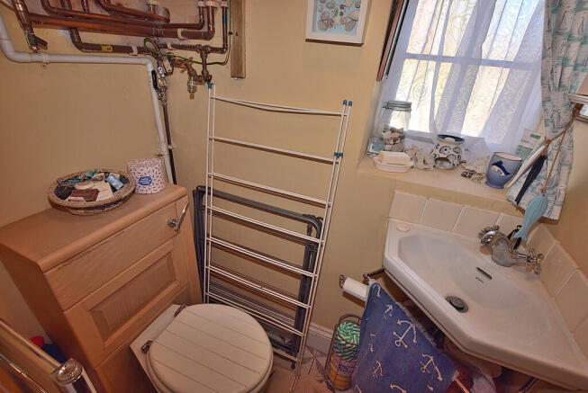 2 bed Cottage for sale Image 8