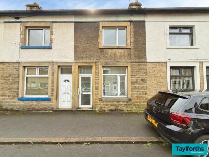 Colin Street, Barnoldswick, BB18