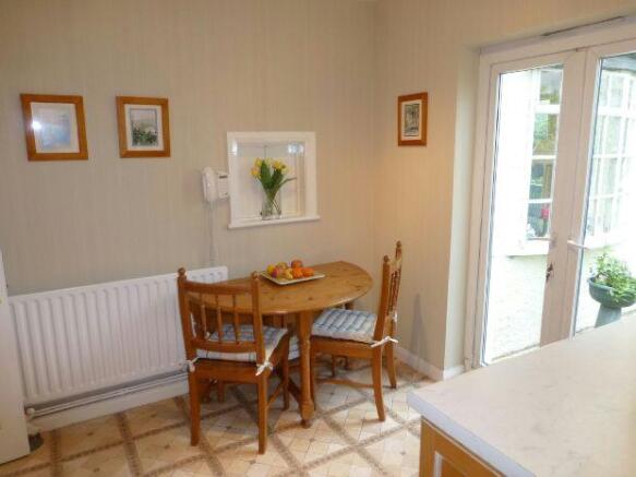 Breakfast Room Area