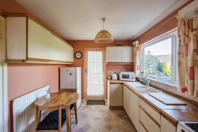 3 bed Semi-Detached Bungalow for sale Image 5